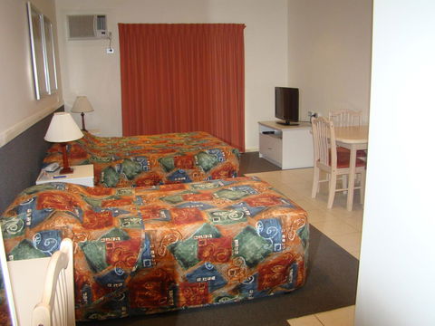 Dunsborough Central Motel - Sydney Tourism 17