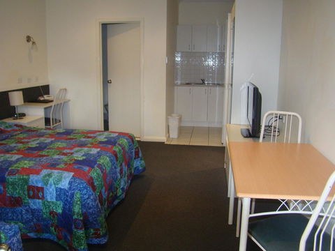 Dunsborough Central Motel - Sydney Tourism 16