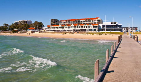 Boardwalk By The Beach - Sydney Tourism 0