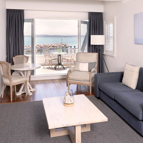 Anchorage Port Stephens - Sydney Tourism 25