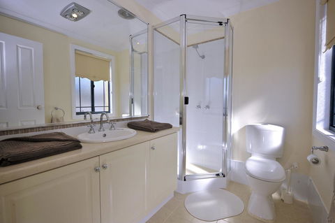 Palm Beach Manor - Sydney Tourism 8