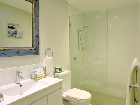 Seashells Scarborough - Sydney Tourism 29