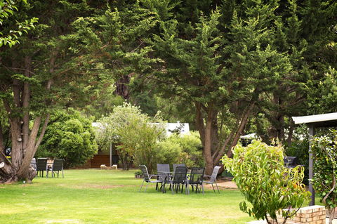 Peppermint Brook Cottages - Sydney Tourism 14