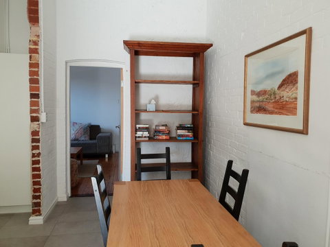 Captain\'s Heritage Cottage - Central Fremantle 2 Bedroom Historic Cottage - Sydney Tourism 3