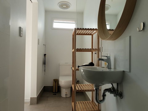 Captain\'s Heritage Cottage - Central Fremantle 2 Bedroom Historic Cottage - Sydney Tourism 11