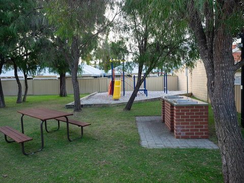 FortyOne - Oceanside Retreat Busselton - Sydney Tourism 41