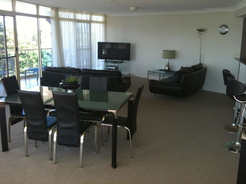 Northpoint Apartments - Sydney Tourism 26