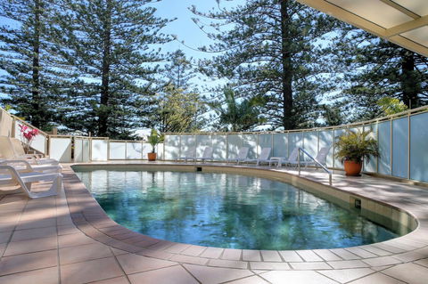 Northpoint Apartments - Sydney Tourism 13