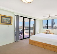 Darling Harbor Apartment - Sydney Tourism