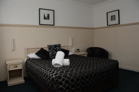 Ben Chifley Motor Inn - Sydney Tourism 19