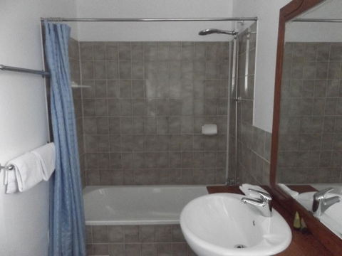 Ben Chifley Motor Inn - Sydney Tourism 12