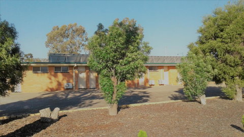 Junee Motor Inn - Sydney Tourism 7