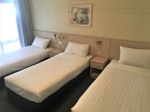 Junee Motor Inn - Sydney Tourism 18
