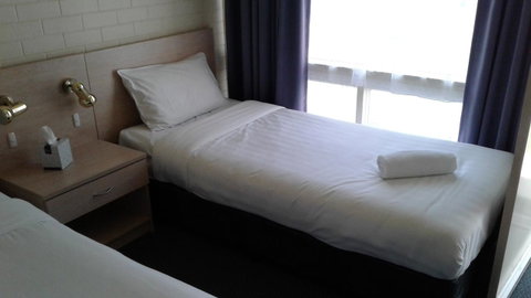 Junee Motor Inn - Sydney Tourism 4