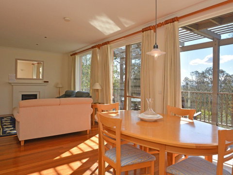 Villa 2br Prosecco Villa Located Within Cypress Lakes Resort - Sydney Tourism 5