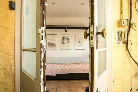 Bondi Beach House - Sydney Tourism 13