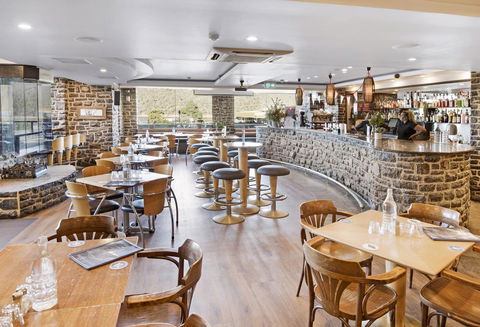 Banjo Paterson Inn - Sydney Tourism 9