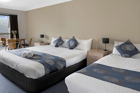 Banjo Paterson Inn - Sydney Tourism 33