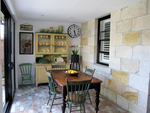 Apple Tree Cottage - Sydney Tourism 0