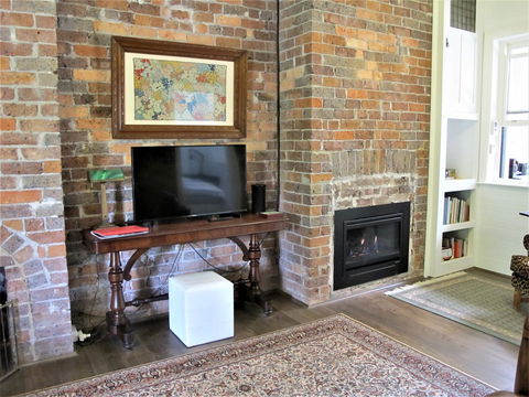 Apple Tree Cottage - Sydney Tourism 15