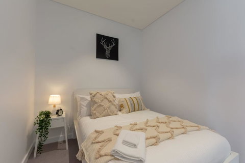 High Rise Apt In Heart Of Sydney Wt Harbour View - Sydney Tourism 21