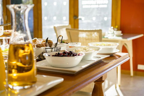 Thistle Hill Guesthouse - Walk To Many Wineries And Restaurants - Sydney Tourism 14