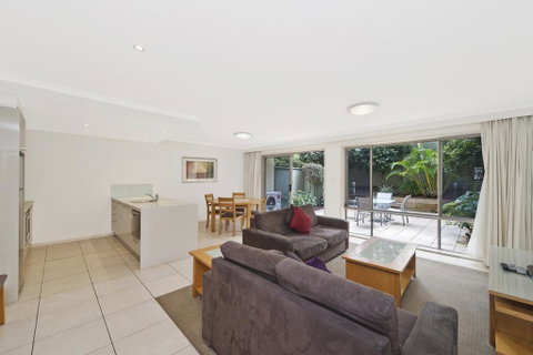 Flynns Beach Resort - Sydney Tourism 2