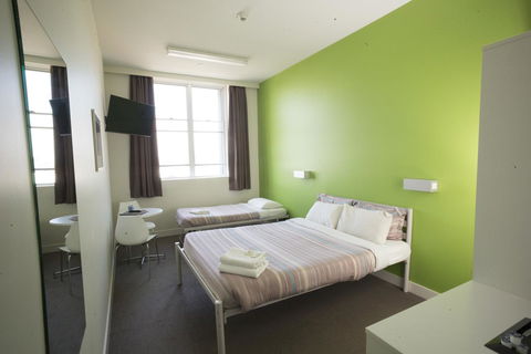 YHA Sydney Harbour - Sydney Tourism 2