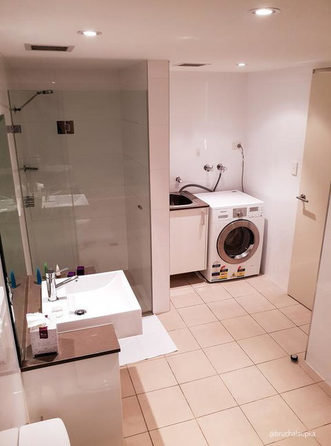 Wentworth Park Apartments - Sydney Tourism 3