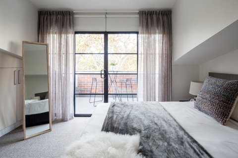 Wentworth Park Apartments - Sydney Tourism 25