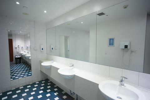 YHA Sydney Central - Sydney Tourism 11