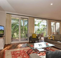 Villa Chianti located within Cypress Lakes - Sydney Tourism