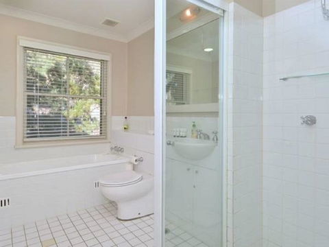 Villa 3br Chianti Villa Located Within Cypress Lakes Resort - Sydney Tourism 10