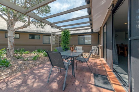 Condo 105 @ Horizons Golf Resort - Salamander Bay NSW - Sydney Tourism 15