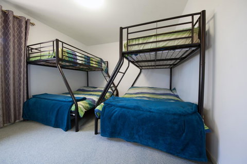 Condo 105 @ Horizons Golf Resort - Salamander Bay NSW - Sydney Tourism 10