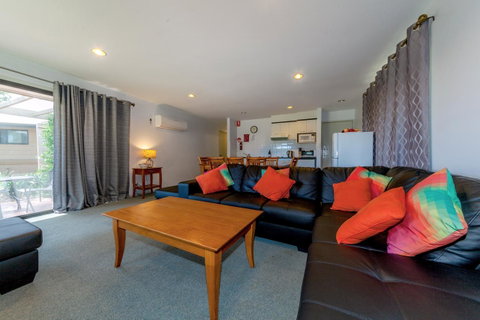 Condo 105 @ Horizons Golf Resort - Salamander Bay NSW - Sydney Tourism 23