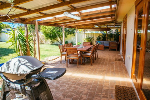 Sunbaker Pet Friendly Awards Finalist 4 Mins Walk To Culburra Beach - Sydney Tourism 0
