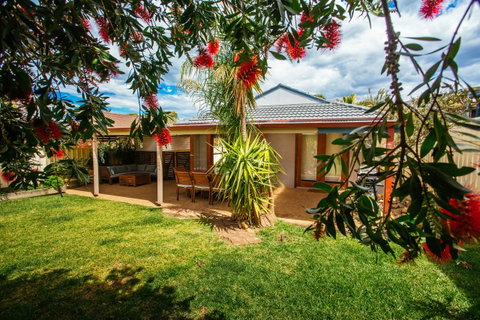 Sunbaker Pet Friendly Awards Finalist 4 Mins Walk To Culburra Beach - Sydney Tourism 30