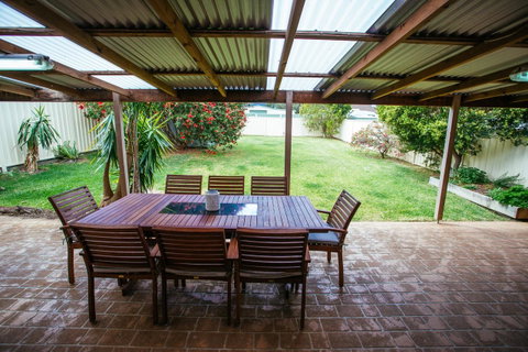Sunbaker Pet Friendly Awards Finalist 4 Mins Walk To Culburra Beach - Sydney Tourism 29