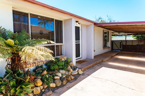 Sunbaker Pet Friendly Awards Finalist 4 Mins Walk To Culburra Beach - Sydney Tourism 34