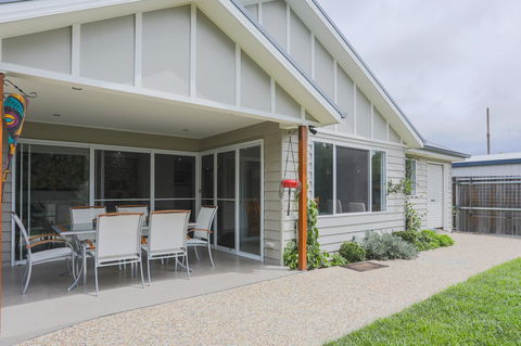 Armidale Cottage - House 2 - Sydney Tourism 0