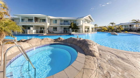 Oaks Port Stephens Pacific Blue Resort - Sydney Tourism 1