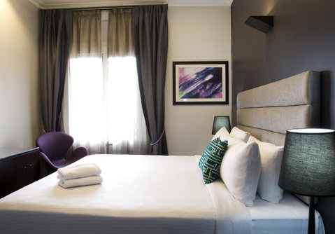 Hotel Challis Potts Point - Sydney Tourism 1