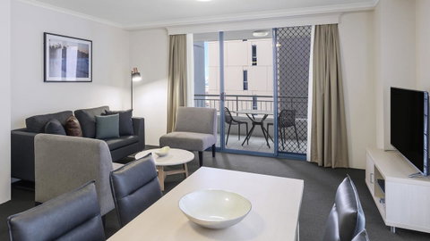 Oaks Sydney Castlereagh Suites - Sydney Tourism 10