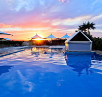 Oaks Waterfront Resort - Sydney Tourism