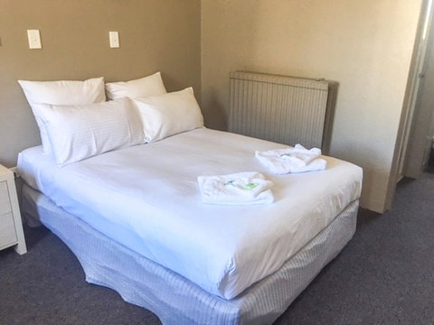 Commercial Hotel Motel Lithgow - Sydney Tourism 14