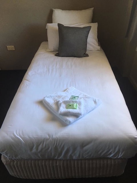 Commercial Hotel Motel Lithgow - Sydney Tourism 28