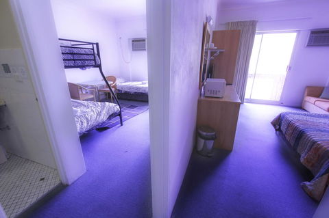 Rest Easy Motel - Sydney Tourism 1