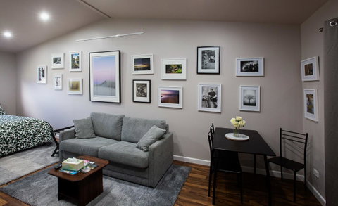 Pound Creek Gallery - Sydney Tourism 3