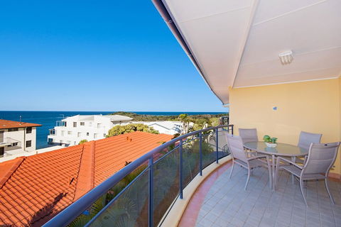 The Cove Yamba - Sydney Tourism 5